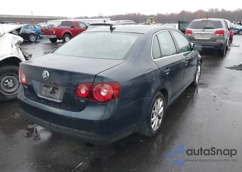 2010 Volkswagen Jetta Se из США, поврежденный, VIN 3VWRZ7AJ1AM069692